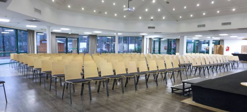 法朗布瓦中央公园酒店(Center Parcs les Bois Francs)图片