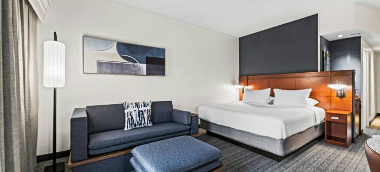 克拉克斯维尔万怡酒店(Courtyard Clarksville)图片