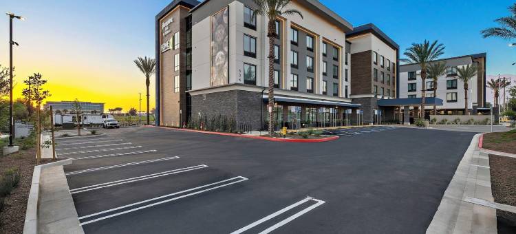 希尔顿欢朋酒店安大略机场(Hampton Inn by Hilton Ontario Airport)图片