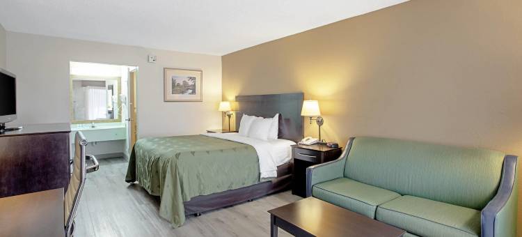 利夫奥克 I-10 283 号出口凯艺套房酒店(Quality Inn & Suites Live Oak I-10 Exit 283)图片