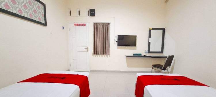 RedDoorz at Hotel Galaksi Ponorogo图片