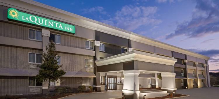 密尔沃基机场奥克里克拉昆塔温德姆酒店(La Quinta Inn by Wyndham Milwaukee Airport / Oak Creek)图片