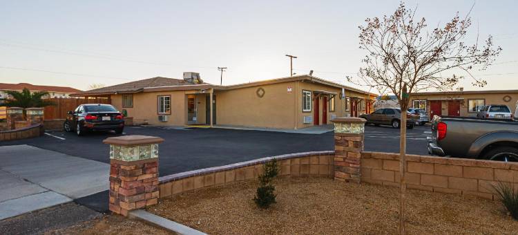 加利福尼亚希斯皮里亚 - 东 6 号汽车旅馆(Motel 6 Hesperia, CA - East)图片