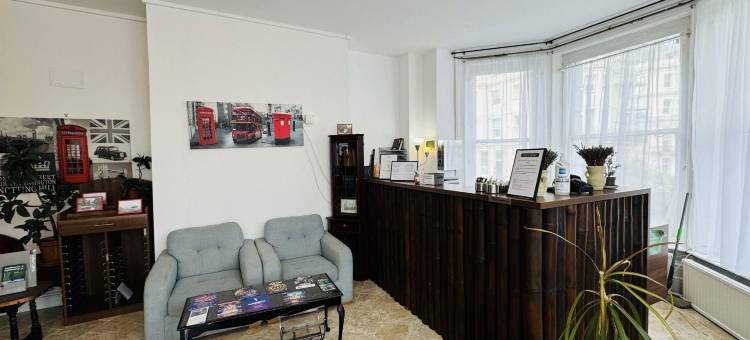 卡尔顿庭院酒店(Carlton Court Hotel)图片
