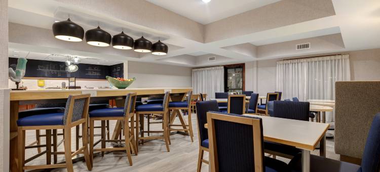 希尔顿欢朋酒店-温泉城(Hampton Inn Hot Springs)图片