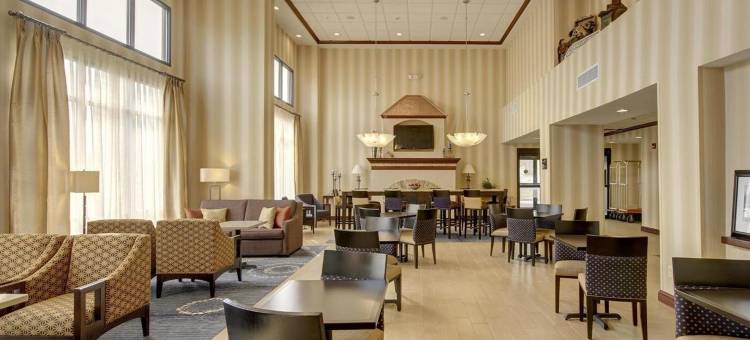 亚历山德里亚希尔顿欢朋旅馆及套房酒店(Hampton Inn & Suites Alexandria)图片