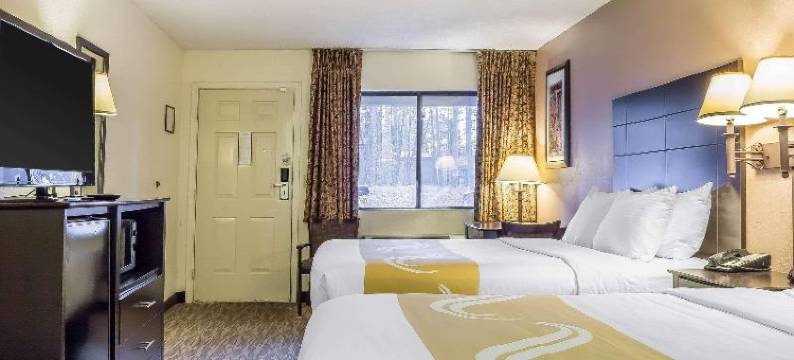 品质酒店-派恩托普湖畔(Quality Inn Pinetop Lakeside)图片