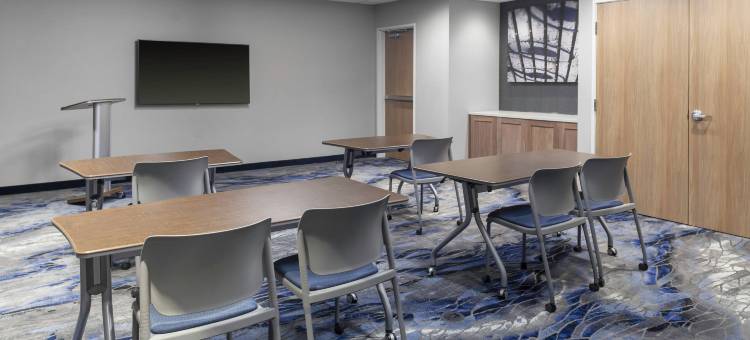 柯林斯堡南万枫套房酒店(Fairfield Inn & Suites Fort Collins South)图片