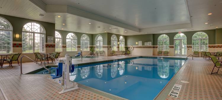 Holiday Inn & Suites 密尔沃基机场(Holiday Inn & Suites MILWAUKEE AIRPORT by IHG)图片