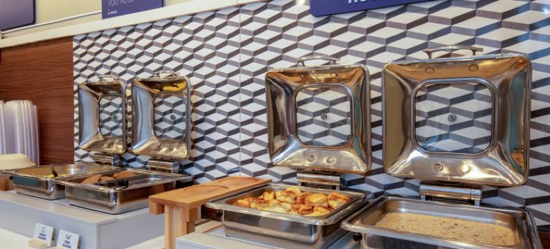 伯洛伊特智选假日套房酒店(Holiday Inn Express & Suites BELOIT by IHG)图片