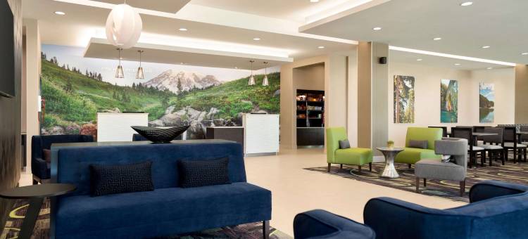 伯灵顿拉昆塔温德姆套房酒店(La Quinta Inn & Suites by Wyndham Burlington)图片