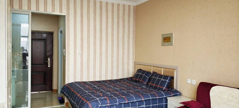 昌黎红月短租公寓(燕山路分店)图片