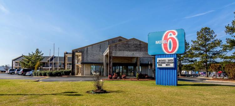 肯利6号汽车旅馆(Motel 6 Kenly, NC)图片