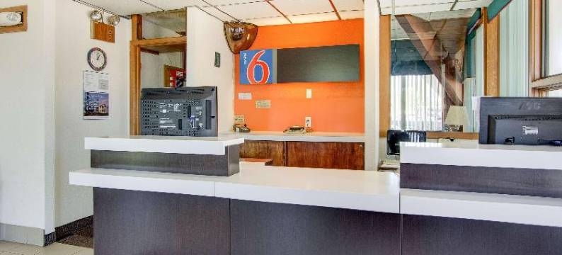 日内瓦斯派尔学院蔚景温德姆酒店(Wingate by Wyndham Geneva at Spire Academy)图片