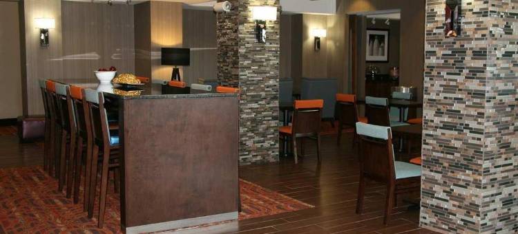 芝加哥卡罗尔斯特林欢朋酒店(Hampton Inn Chicago/Carol Stream (Wheaton Area))图片