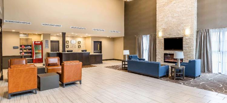 舒适套房靠近萨姆休斯顿赛马公园(Comfort Suites Near Sam Houston Race Park)图片