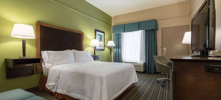 布鲁克斯维尔戴德城希尔顿欢朋酒店(Hampton Inn Brooksville)图片