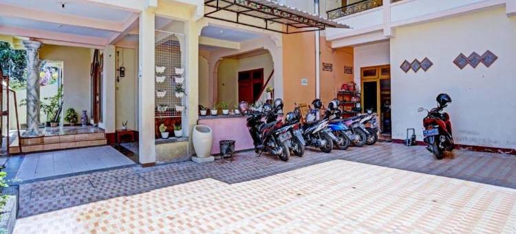 红多兹伊斯兰@奥拉家庭旅馆(RedDoorz Syariah @ Aura Homestay)图片