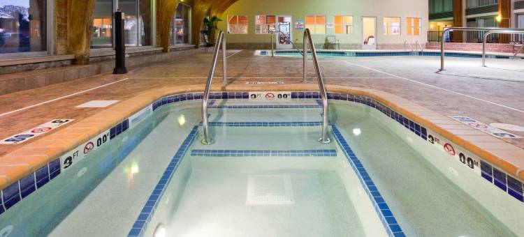 Holiday Inn 底特律湖区(Holiday Inn Detroit Lakes - Lakefront)图片