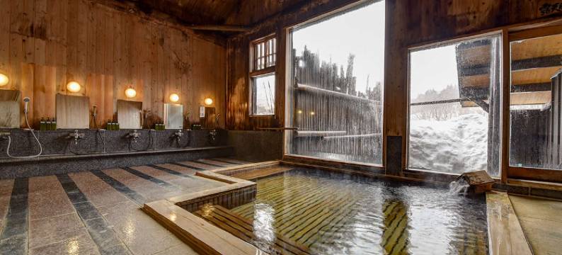 湖畔之宿 月山志津温泉 清水屋旅館(Yuki-No-Furusato Ochimizu-No-yu Tsutaya)图片