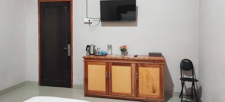 RedDoorz Syariah Near Tugu Macan Kayu Aro图片