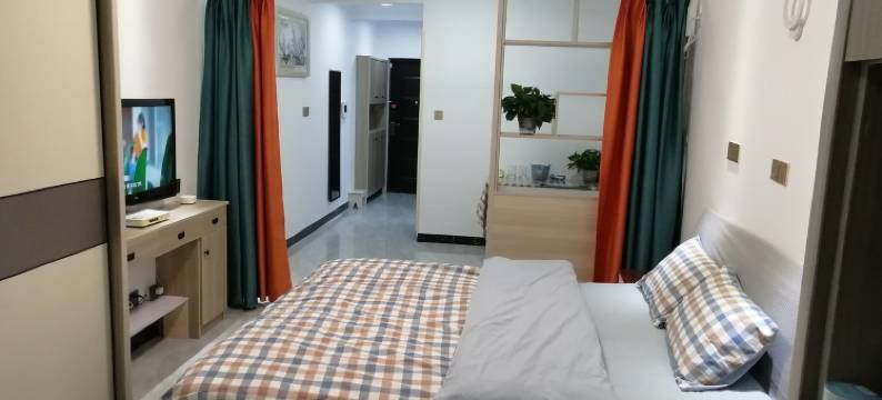 房东亚亚邓公寓(东方桥路分店)图片