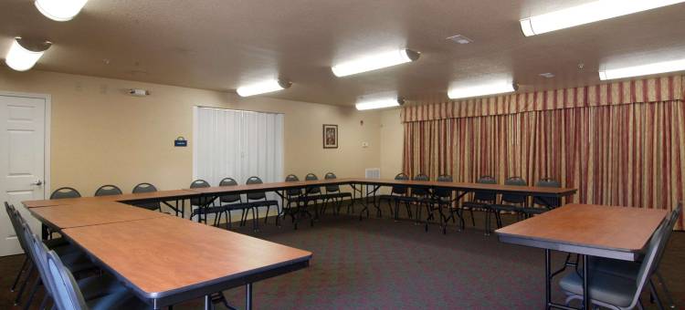 中心温德姆戴斯酒店(Days Inn by Wyndham Centre)图片