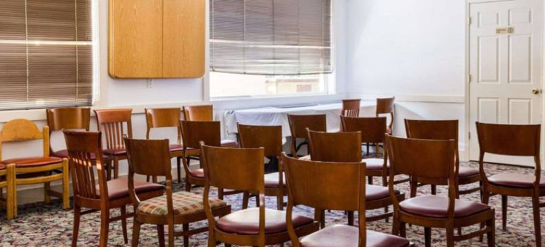 科洛尼尔海茨 I-95 罗德威酒店(Rodeway Inn Colonial Heights I-95)图片