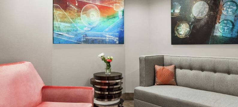 芝加哥奥黑尔国际机场欢朋酒店(Hampton Inn Chicago-O'Hare Int'l. Airport)图片