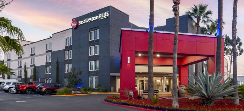 贝斯特韦斯特优质商务优质酒店(Best Western Plus Commerce Hotel)图片