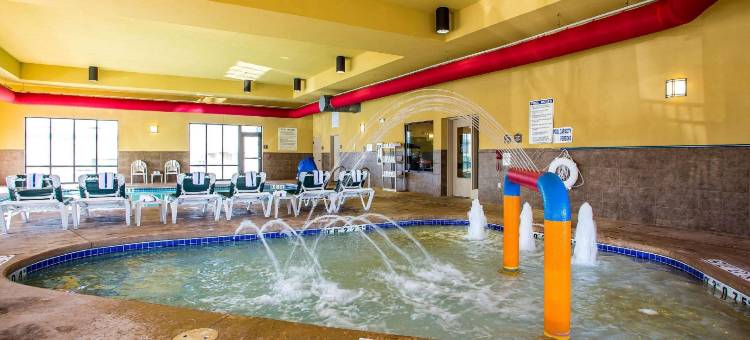 奥什科什舒适套房酒店(Comfort Suites)图片