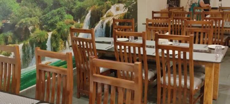 莫尔比快乐帝国酒店(Hotel Fun Imperial Morbi)图片