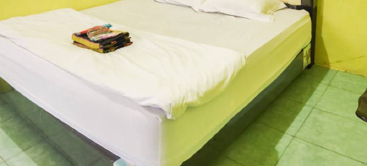 RedDoorz Near Pelabuhan Ajibata Parapat图片