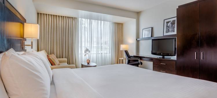 巴拿马城地铁购物中心万怡酒店(Courtyard Panama Metromall)图片