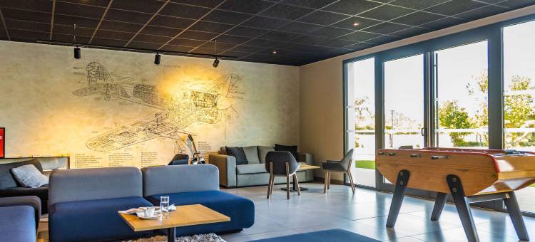 宜必思马赛马里尼亚讷科技园酒店(Ibis Marseille Marignane Technopole)图片