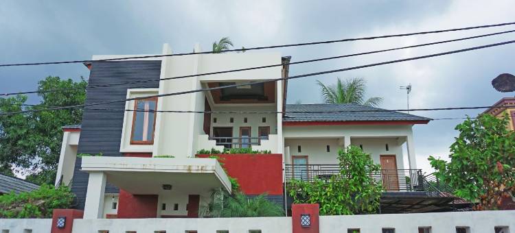 OYO 2860 卡斯特里伊斯兰家庭旅馆(OYO 2860 the Castury Homestay Syariah)图片