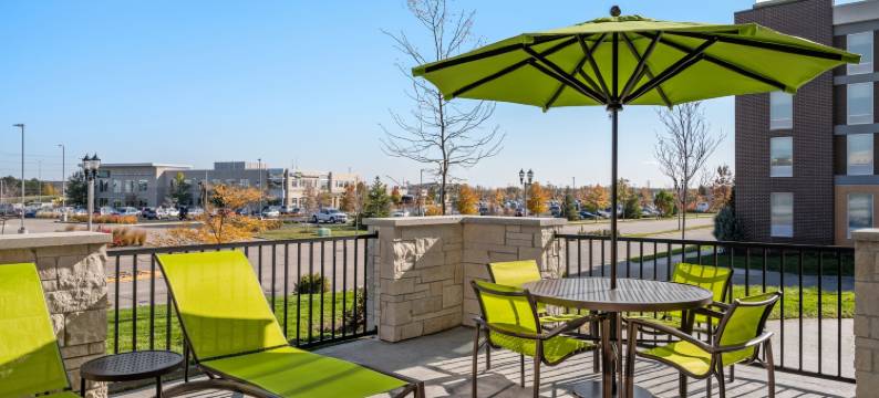 曼诺米尼福尔斯春希尔套房酒店(SpringHill Suites Menomonee Falls)图片