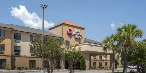代弗尼貝斯特韋斯特優質套房酒店