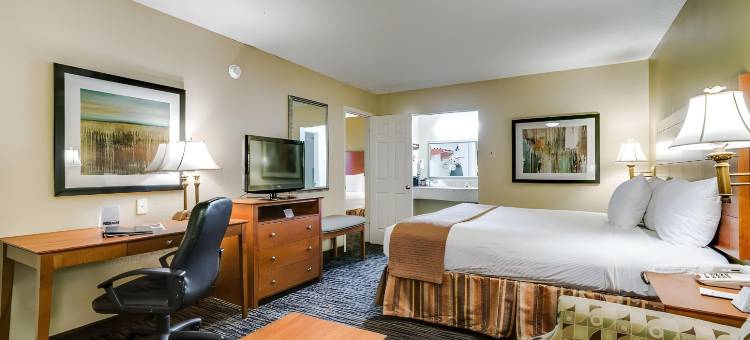 达拉斯城市广场品质套房酒店(Quality Inn & Suites)图片