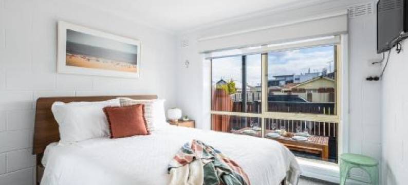 Metres from the Beach, Outdoor Area, Spacious图片