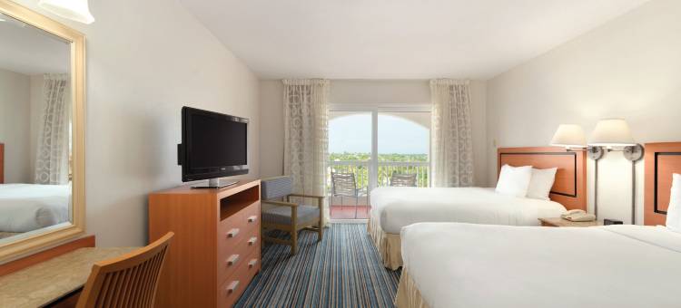 多拉多马尔海滩度假村希尔顿安泊酒店(Embassy Suites by Hilton Dorado del Mar Beach Resort)图片
