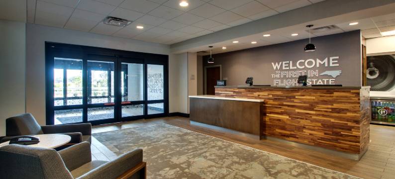 绍斯波特欢朋套房酒店(Hampton Inn & Suites Southport)图片