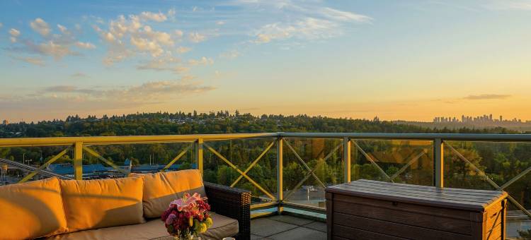 高贵林行政广场酒店(Executive Plaza Hotel & Conference Centre, Metro Vancouver)图片