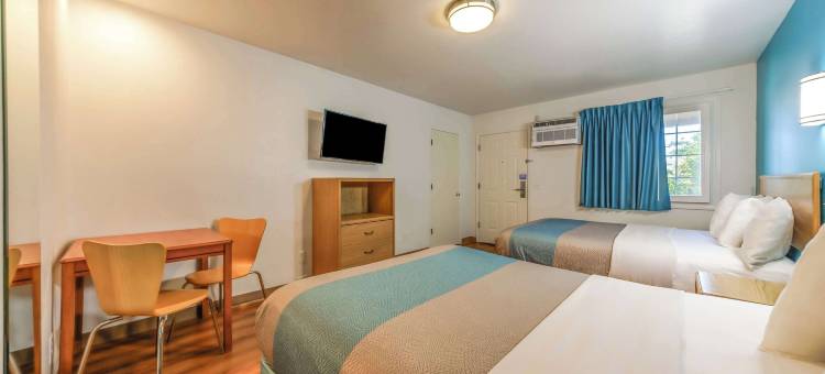 坎比江山旅馆(Motel 6 Canby, or)图片