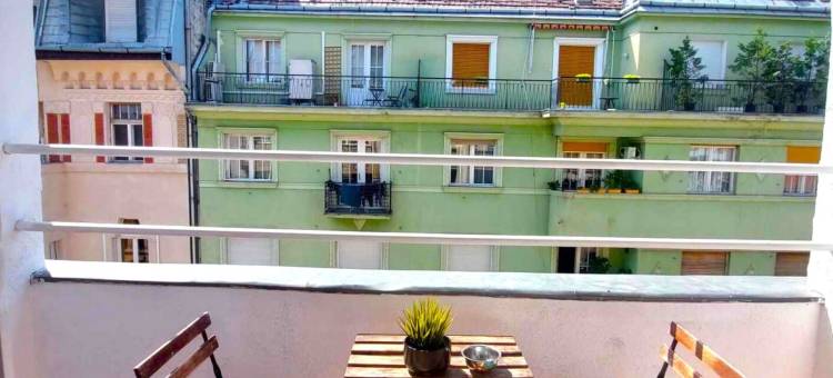 布达佩斯黑羊智能房间酒店(Black Sheep Budapest Smart Rooms)图片