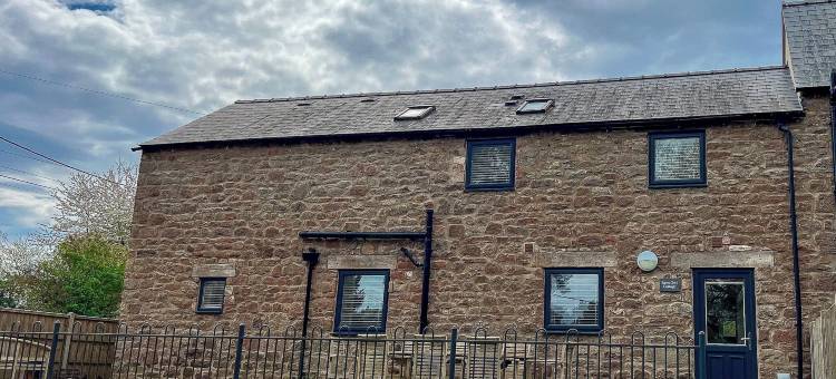 3卧室小屋/庭院/花园/汽车充电(Cottage - Sleeps 6 - Garden & Parking)图片