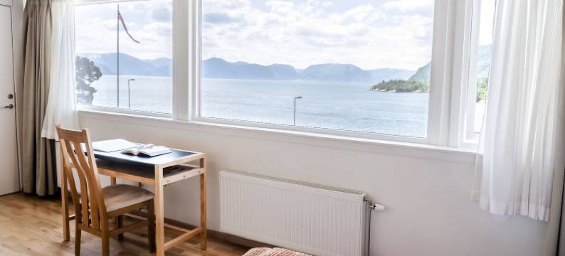 拉维克菲尤尔德酒店(Lavik Fjord Hotel & Apartments)图片