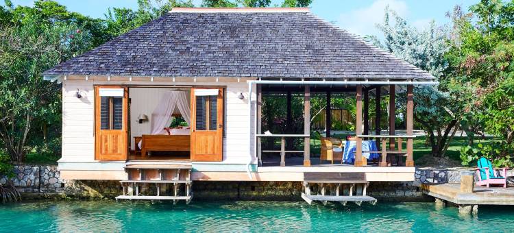 黄金眼酒店(GoldenEye)图片