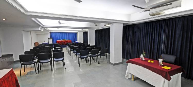 鲁帕酒店(Hotel Roopa)图片