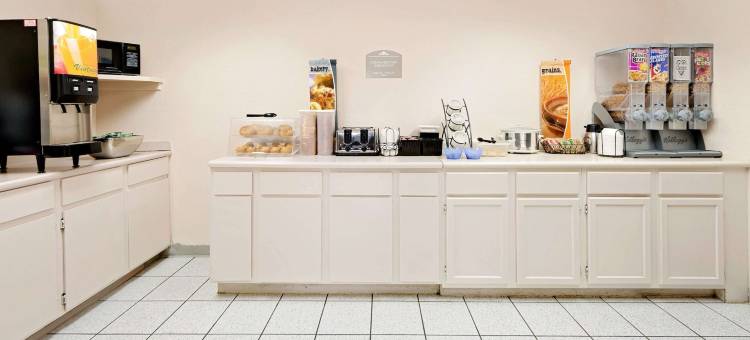 温德姆·乔普林麦客达套房酒店(Microtel Inn & Suites by Wyndham Joplin)图片